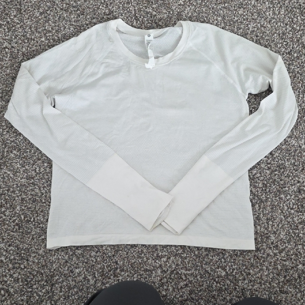 Lululemon Athletica Swiftly Tech Race Length White Striped Long Sleeve Top